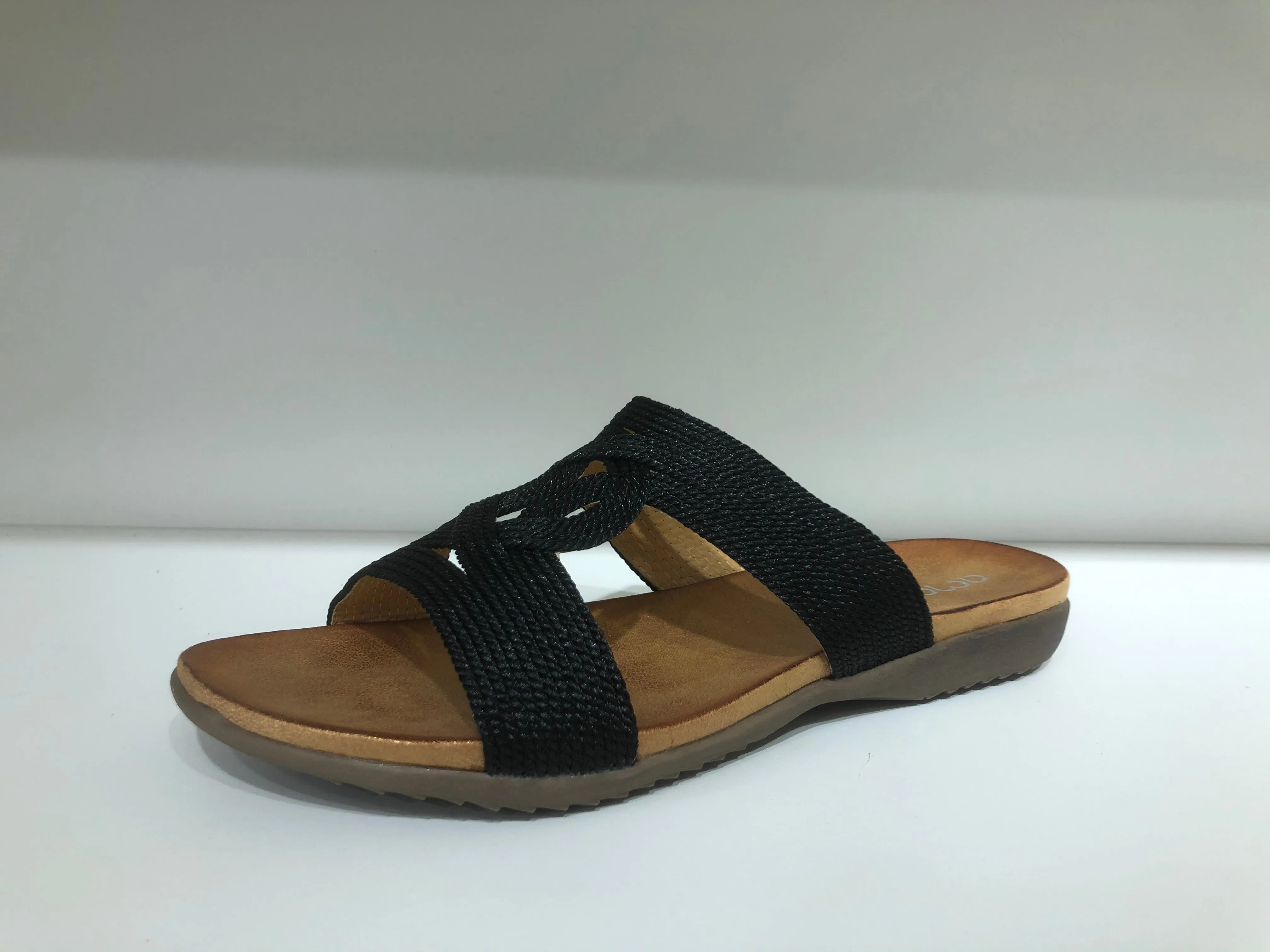 ABZ23575 NEGRO