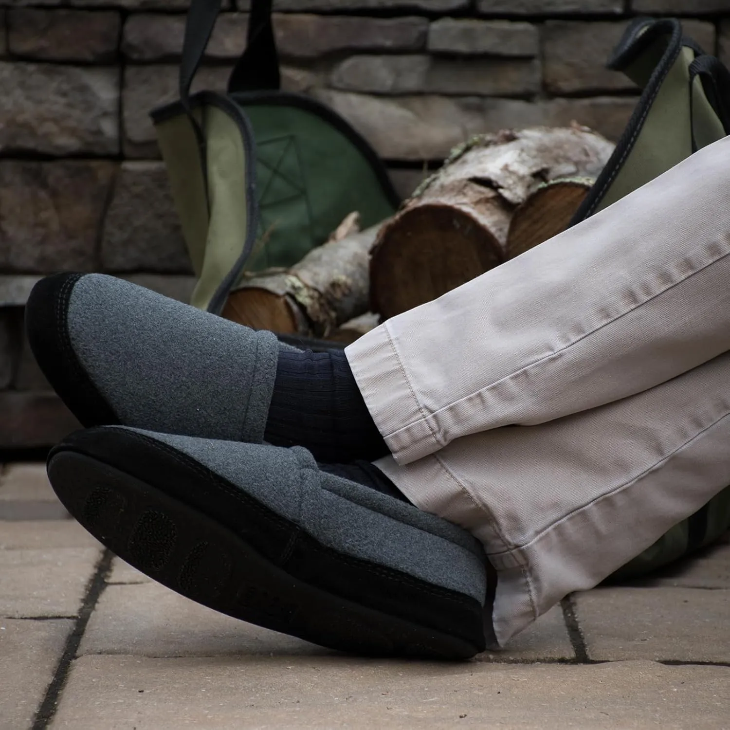 Acorn Men's Slippers with Memory Foam Insole Suede Sidewall and Rubber Outsole