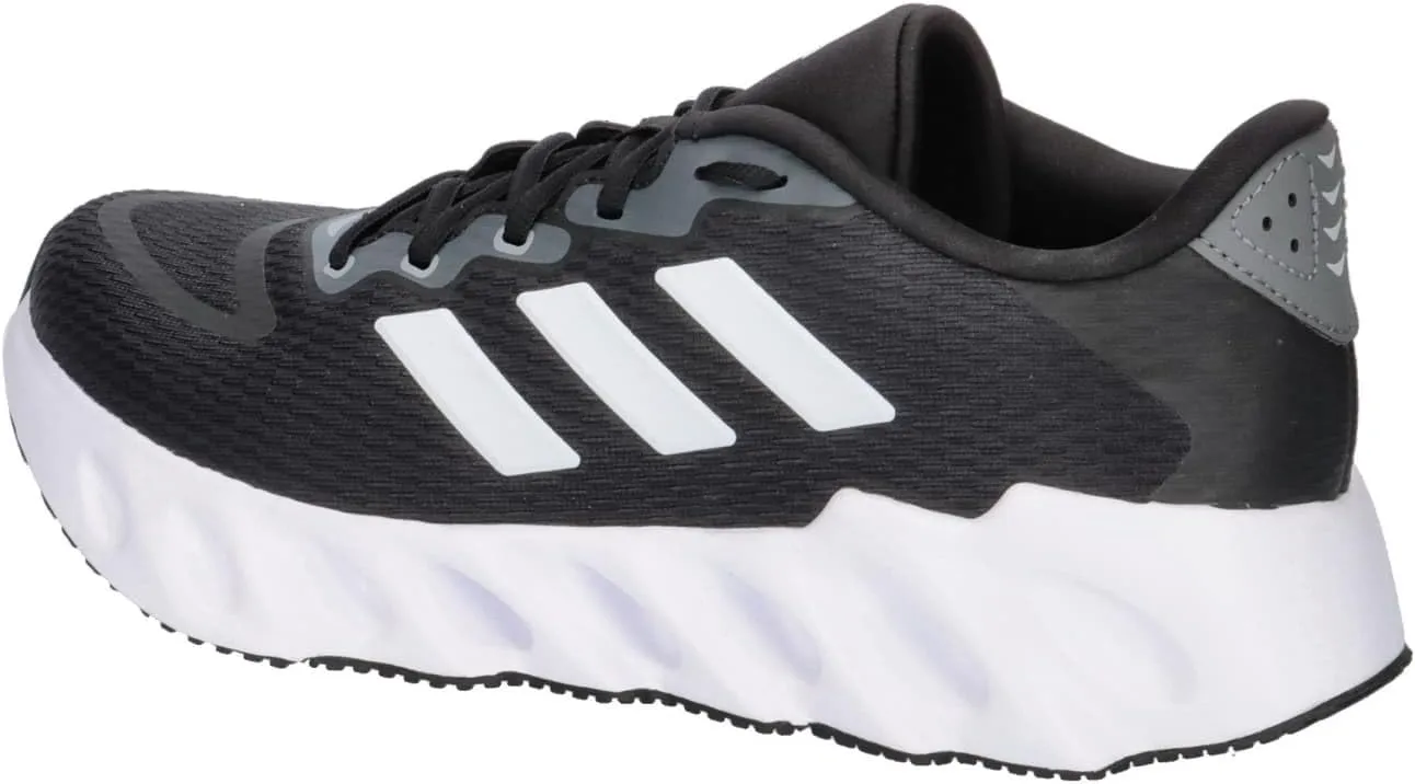 adidas Men's Sneaker