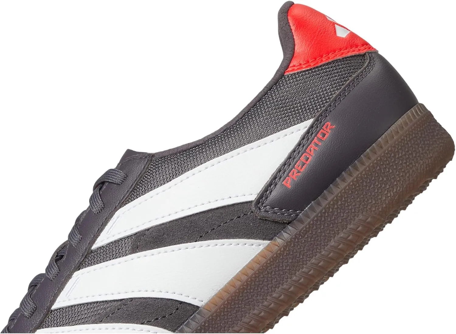 adidas Unisex Freestyle Indoor Sneaker
