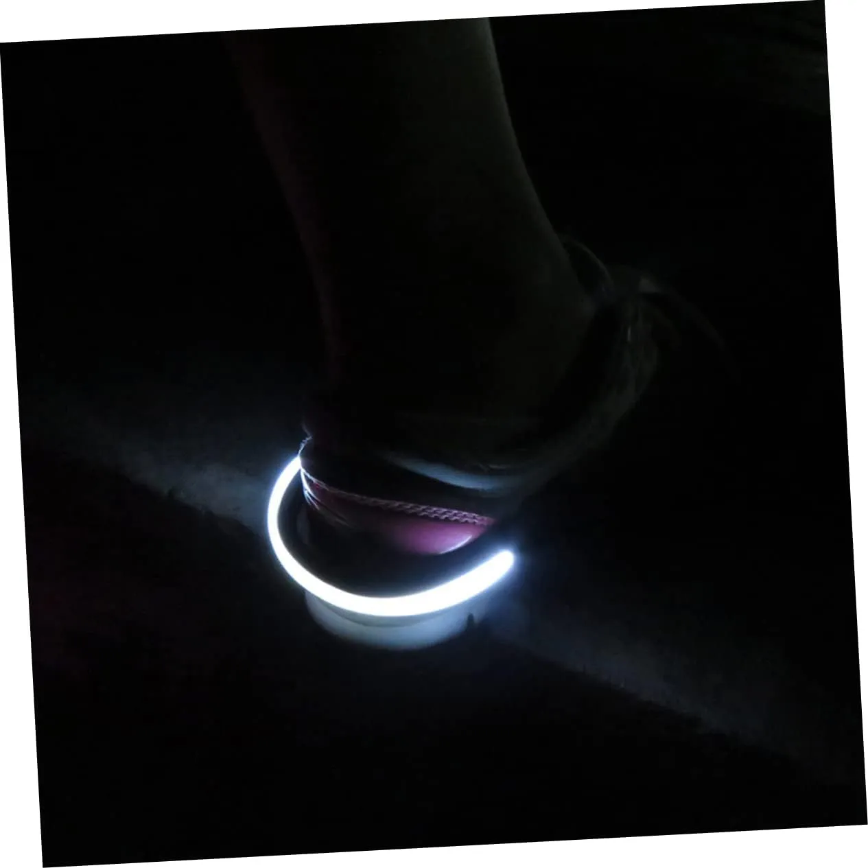 BESPORTBLE Luminous Shoe Clip Outdoors Gear Flash Shoe Night Clips Bike Safety Light Pool Table Pocket Liners