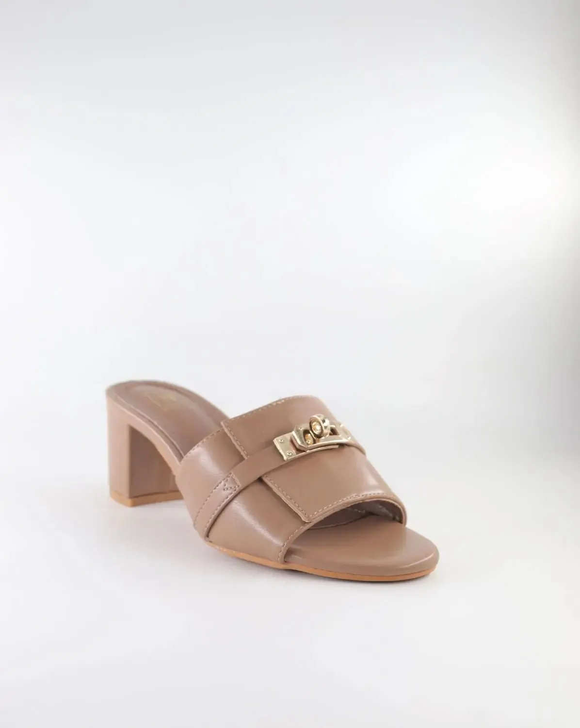 BLOCK HEEL