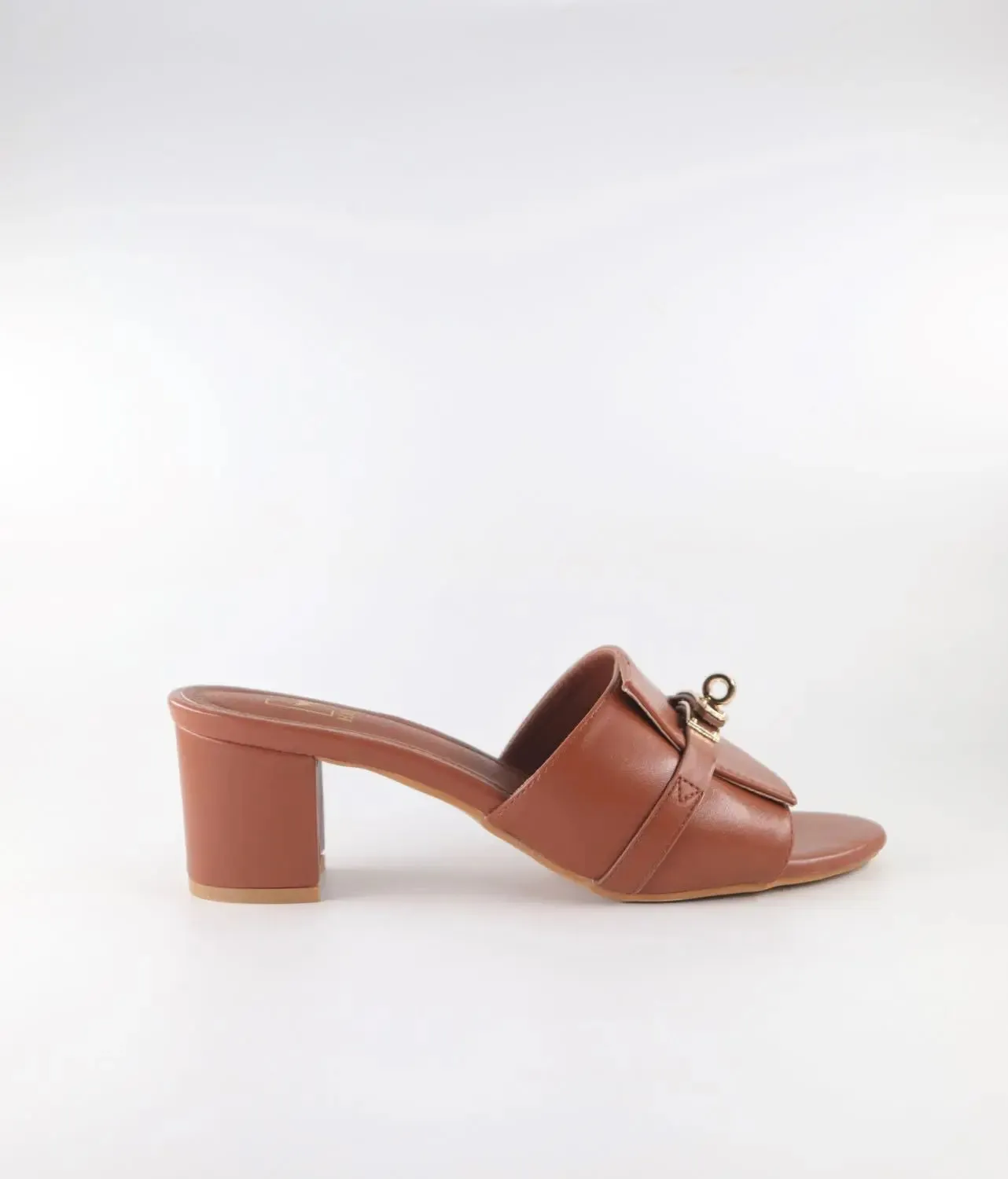 BLOCK HEEL