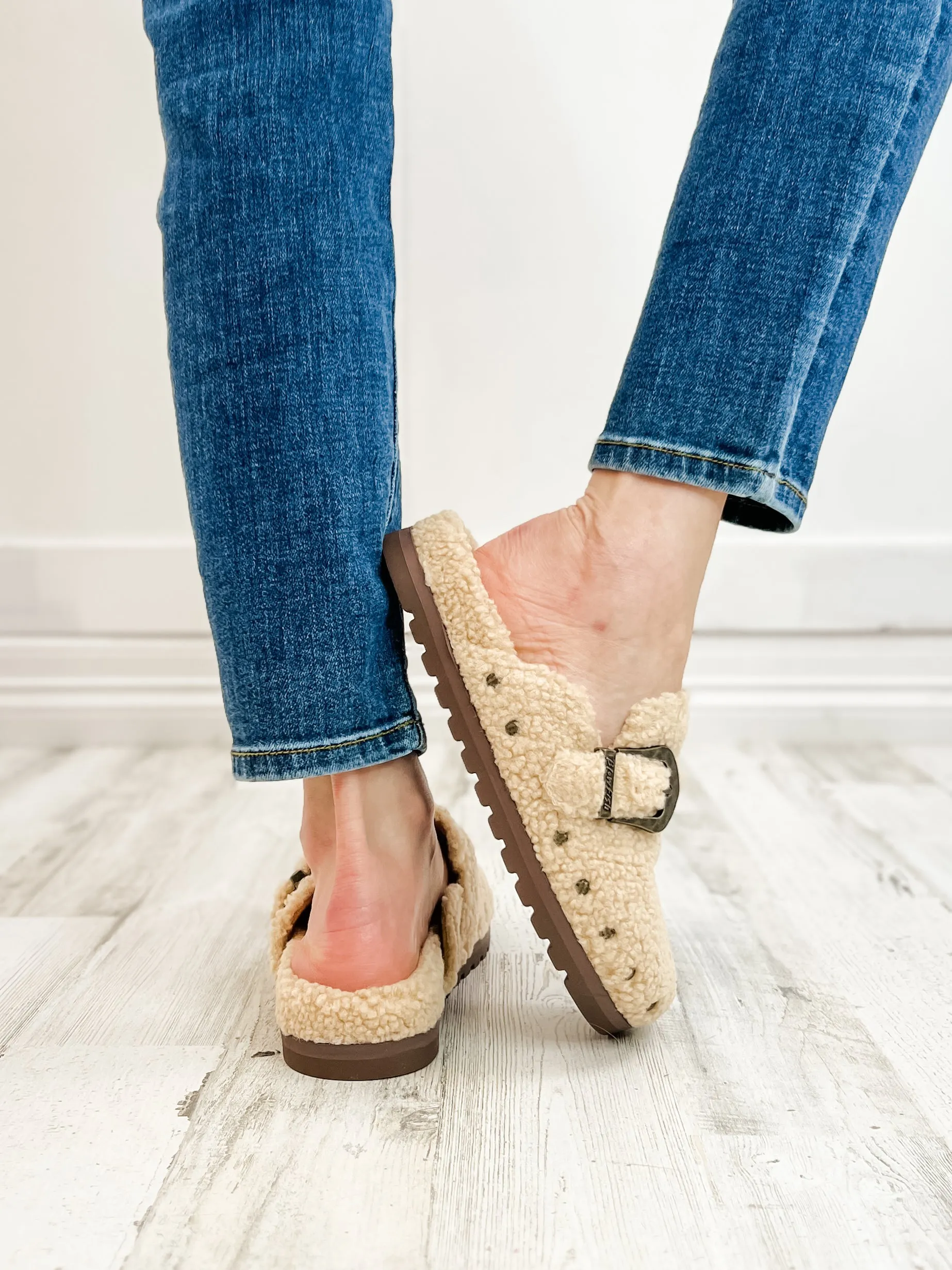Blowfish Skylar Cozy Slip-On Mule in Natural