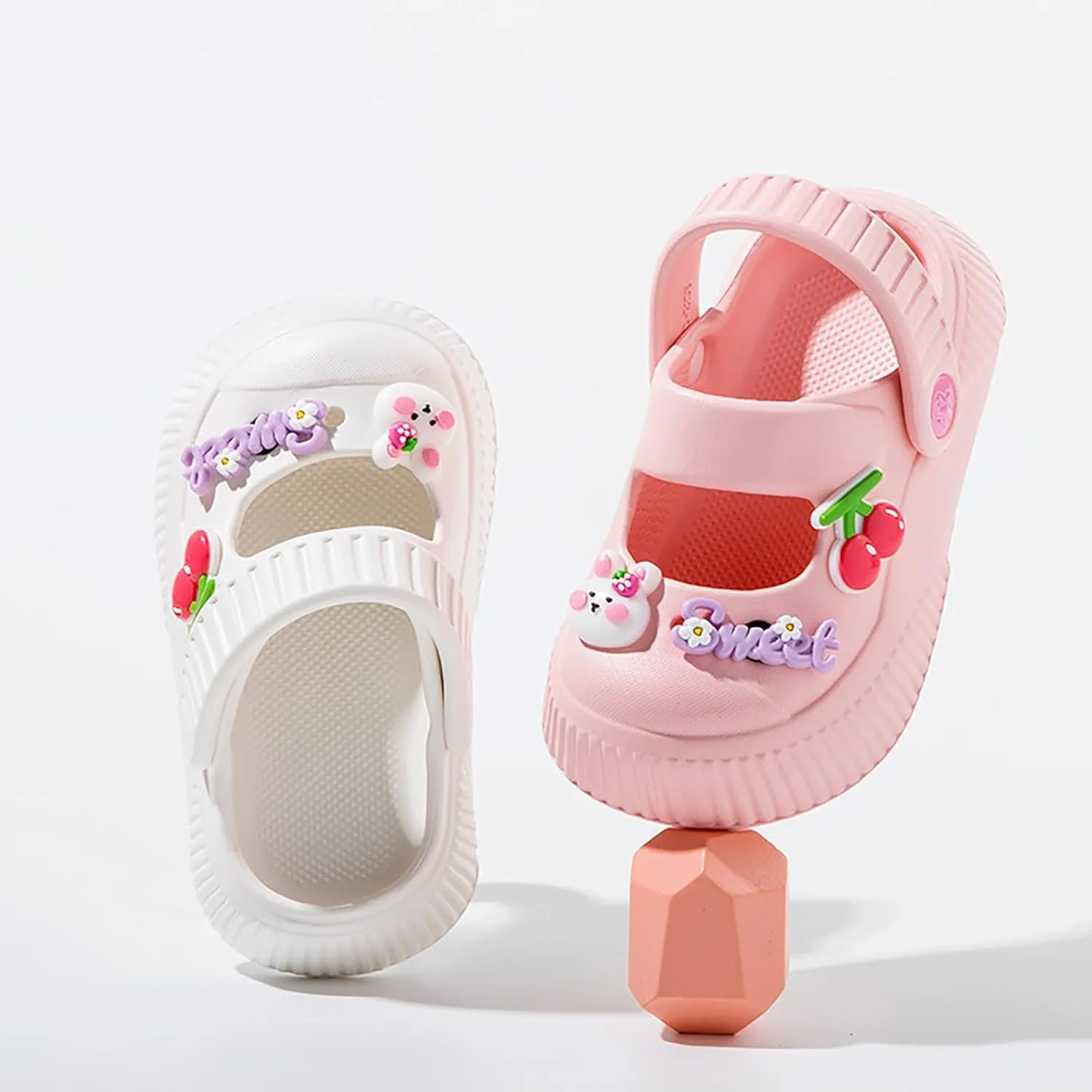 Cartoon Children Slippers Baby Sandals Soft Lightweight Middle and Small Children Out of The Hole Kids Slippers Girls