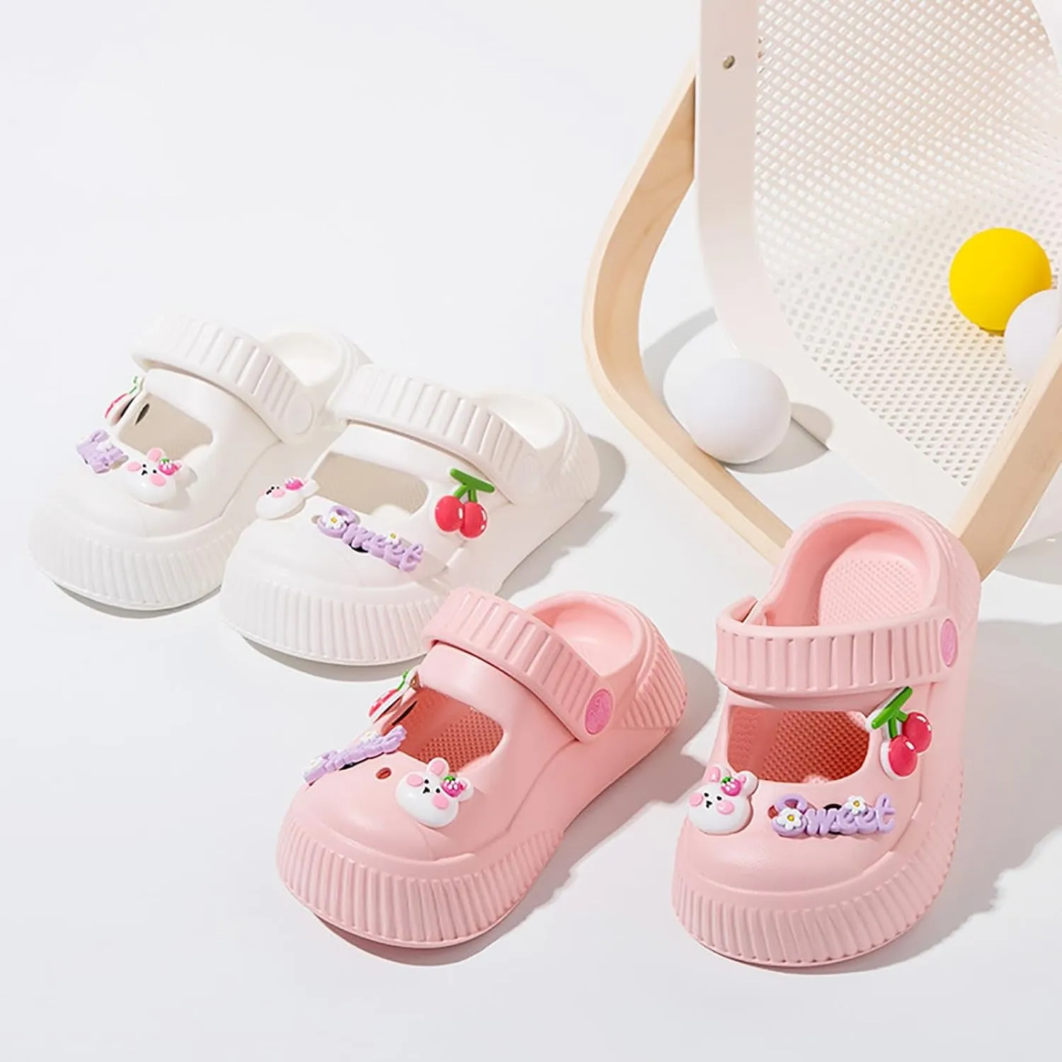 Cartoon Children Slippers Baby Sandals Soft Lightweight Middle and Small Children Out of The Hole Kids Slippers Girls