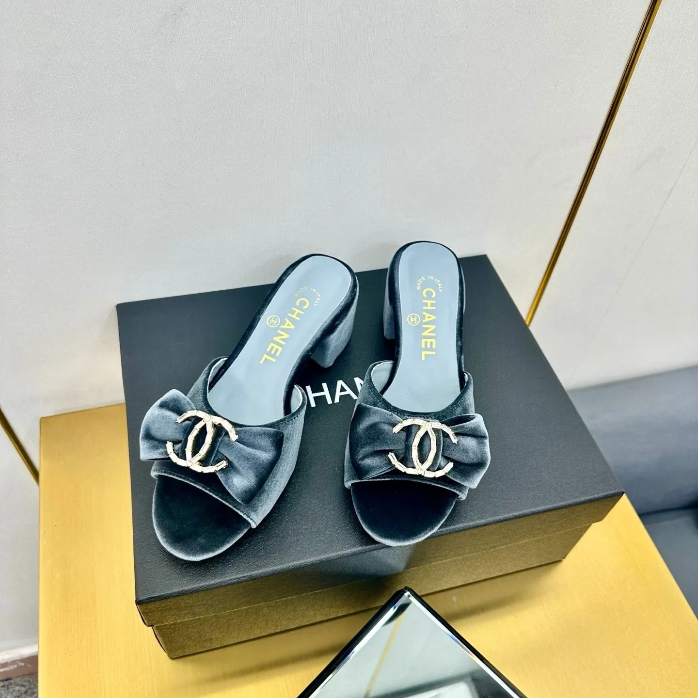 CC 25 Mid Heel Mules Gray Velvet 238474