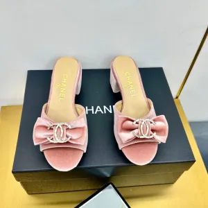 CC 25 Mid Heel Mules Tea Rose Pink Velvet 238480