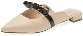 Cecelia New York Bethel Flat Mule Leather Bow Slip On Pointy Toe Flat Sandals, 8.5