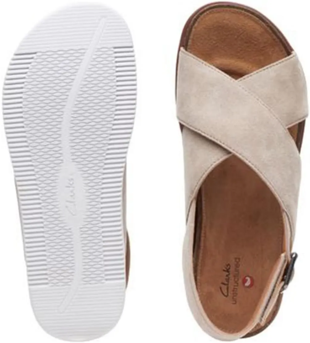 Clarks Women's Elayne Cross Flat Sandal