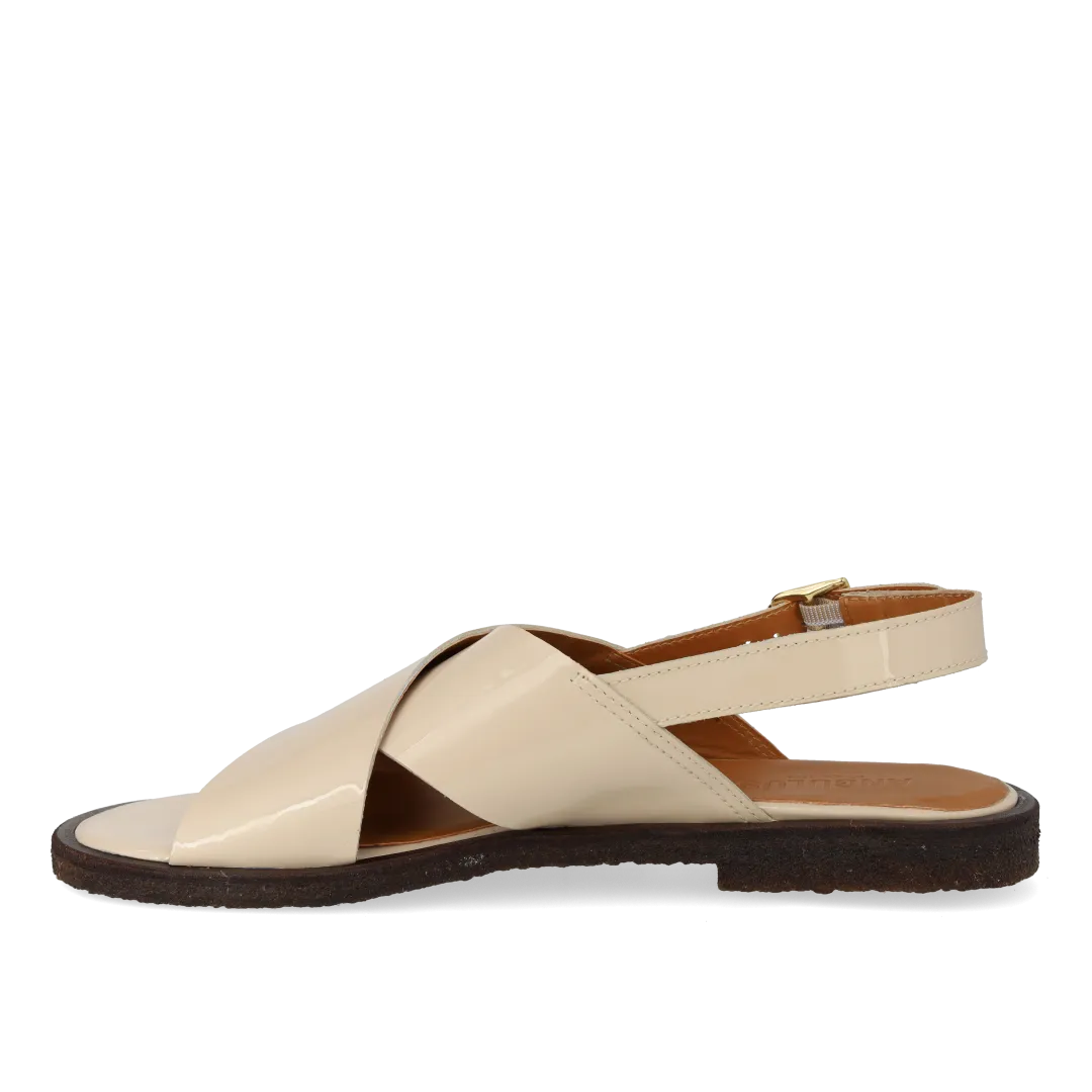 Classic cross sandal