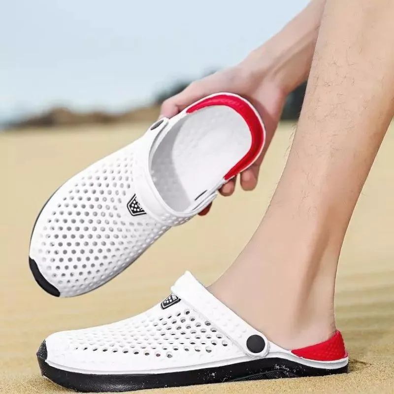 Comfortable closed and non-slip sandal