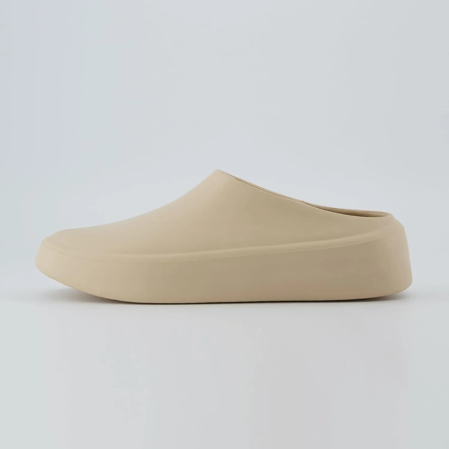CUSHIONAIRE Women's Hacker EVA Mule with  Comfort