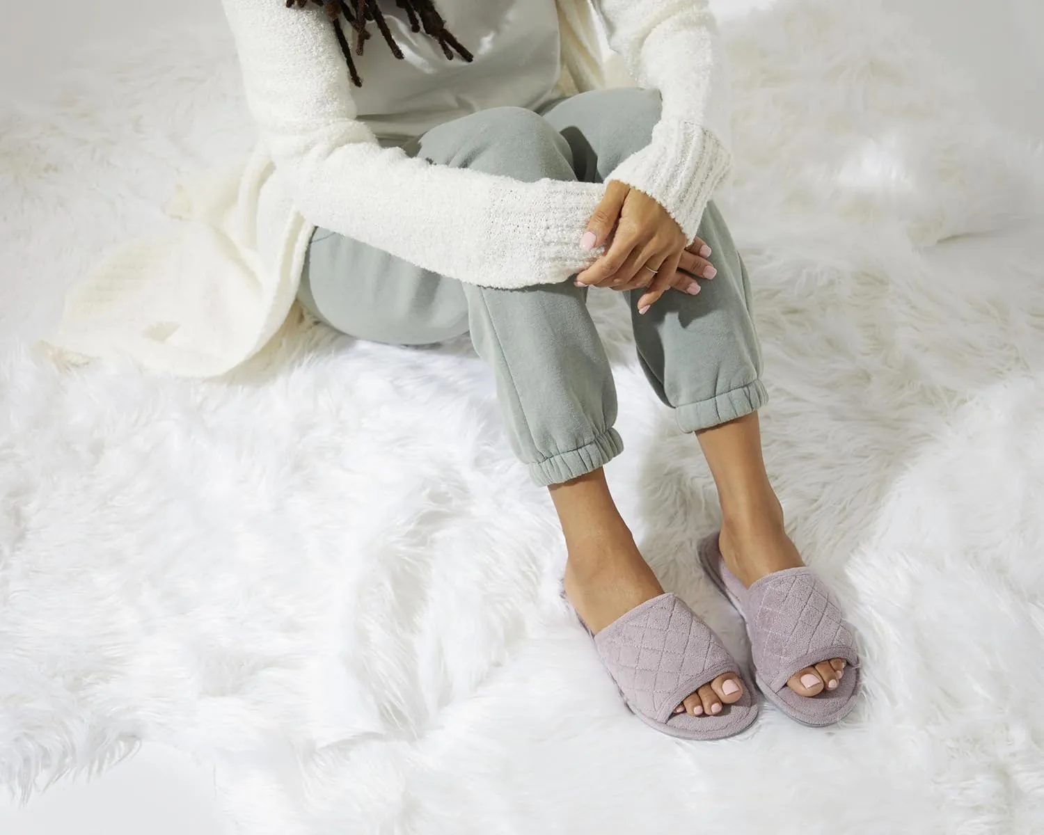 Dearfoams Women's Indoor Fuzzy Memory Foam Cloud Slip On Beatrice House Slide Slipper