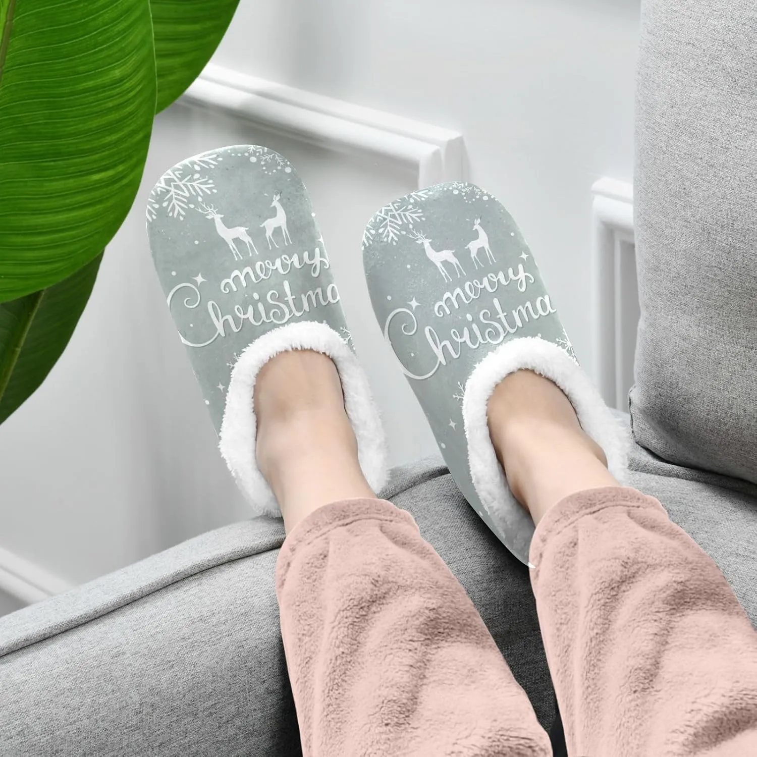 Dussdil Christmas New Year Snowflake Deer Home Winter Slippers Spa Travel House Slipper Soft Memory Foam Slipper Non Slip for Women Men Hotel Bedroom Shoes Slippers M