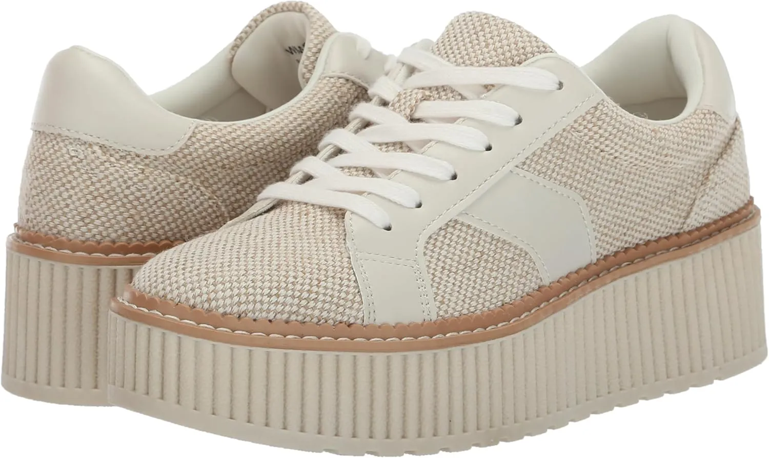 DV Dolce Vita Women's Bubbles Sneaker