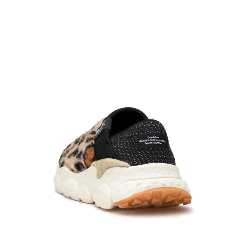 Flower Mountain Camp Woman Moc - Charcoal Grey Animal Print