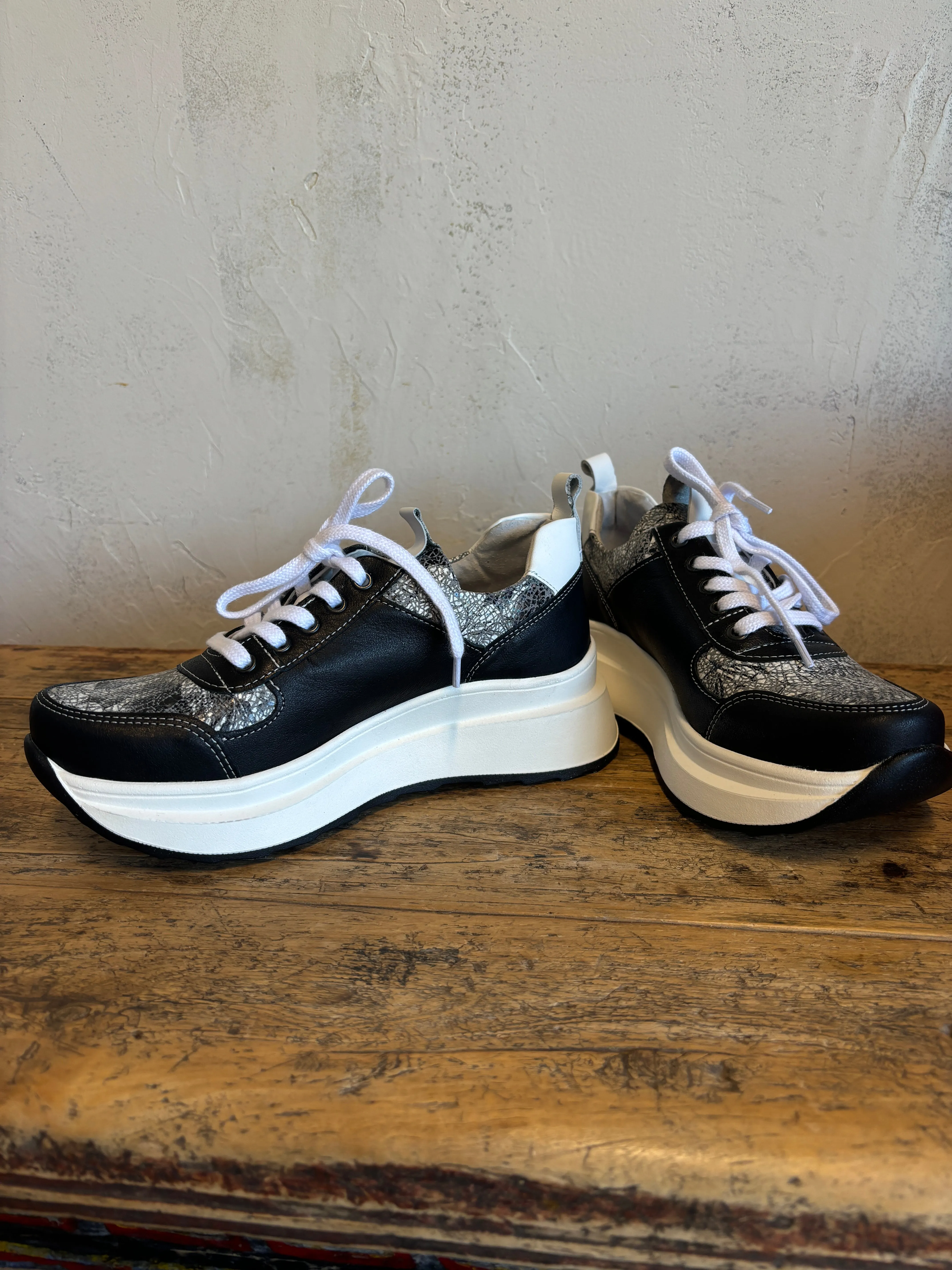 Focus Sneaker
