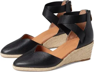 Gentle Souls by Kenneth Cole Women's Orya Wedge Sandal