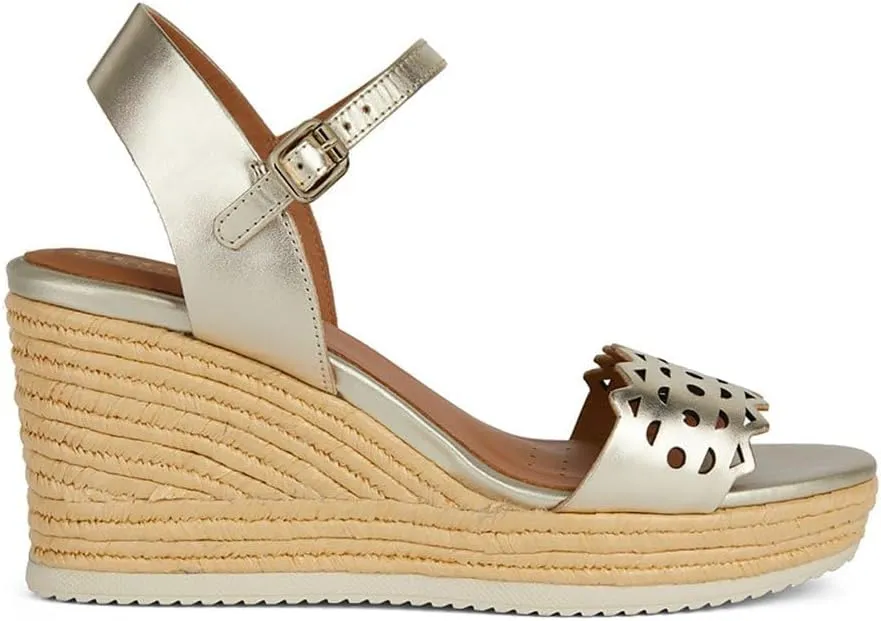 Geox Women's D Ponza A Wedge Sandal, Gold, 5 Women