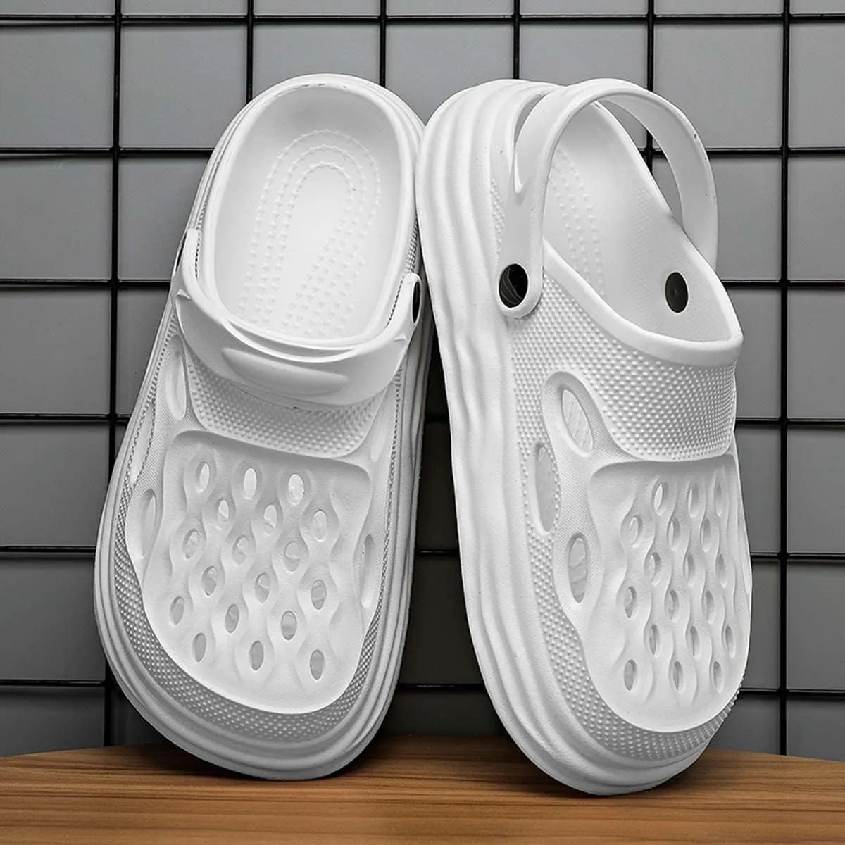 HYDLONGR Men's Women's Summer Lightweight Breathable Garden Shoes Hole Sandals Clogs Shoes