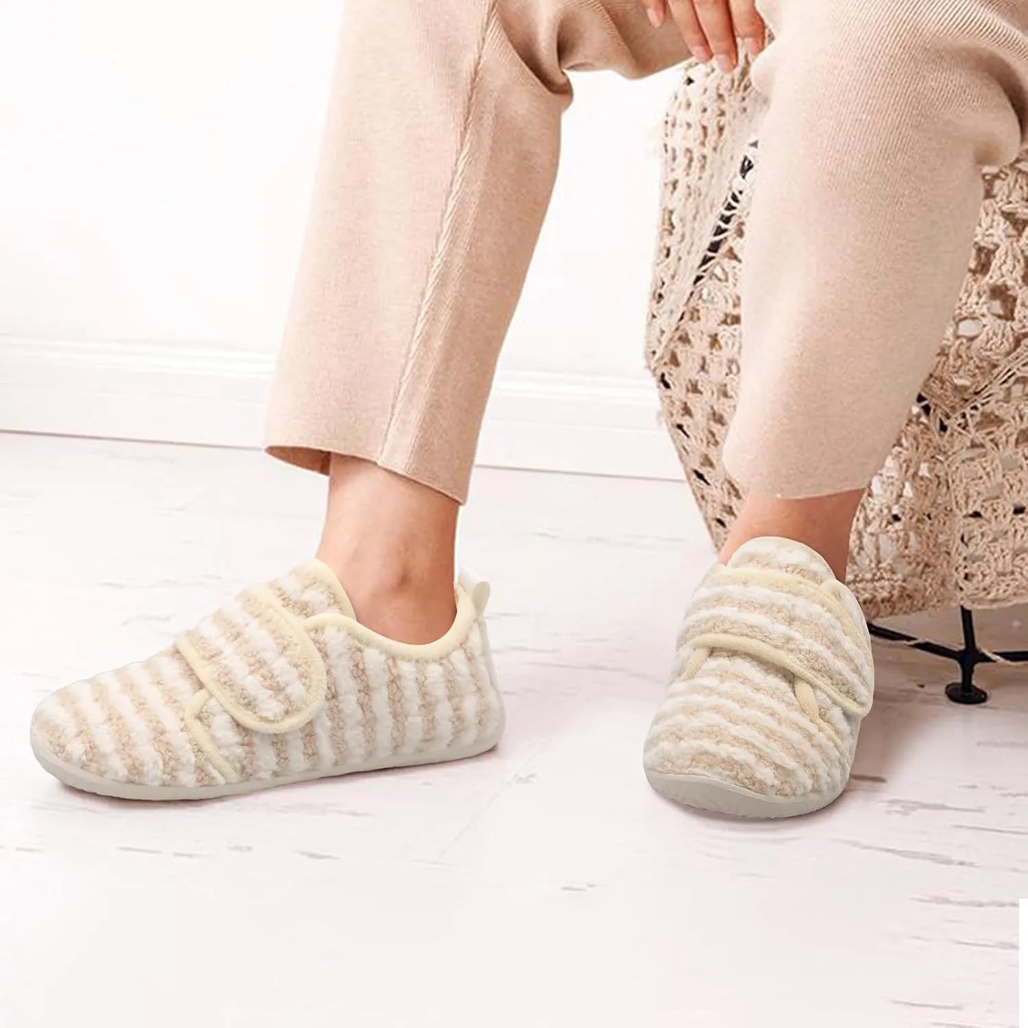 L-RUN Barefoot Womens & Men Soft House Slippers - Lightweight Indoor & Outdoor Slippers - Adjustable Home Shoes