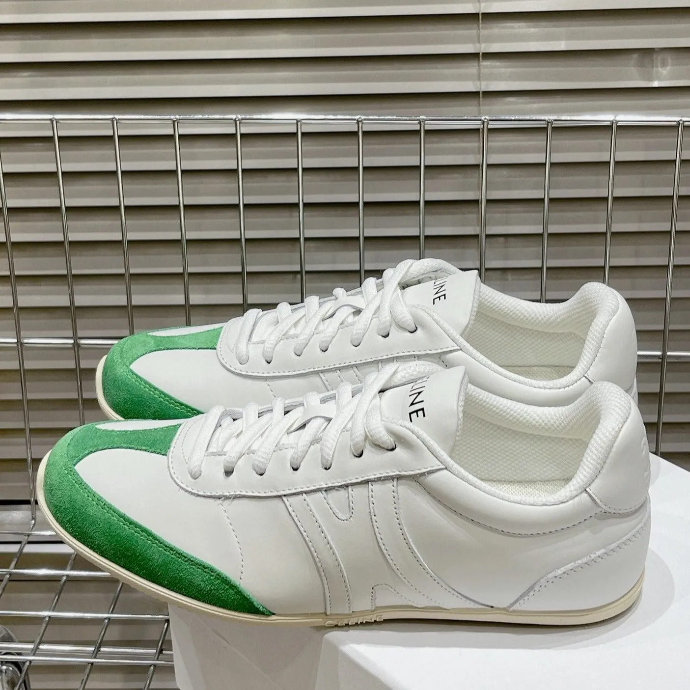 LOW WHITE OPTIC Celine GREEN SNEAKER CALFSKIN IN LACE-UP Well-loved Fast response