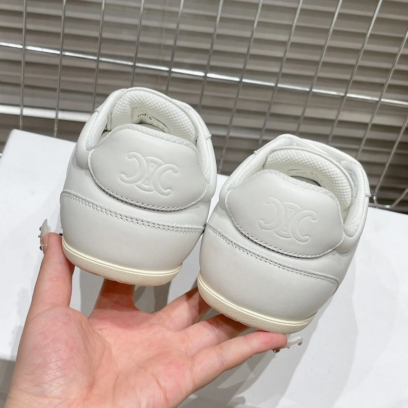LOW WHITE OPTIC Celine GREEN SNEAKER CALFSKIN IN LACE-UP Well-loved Fast response