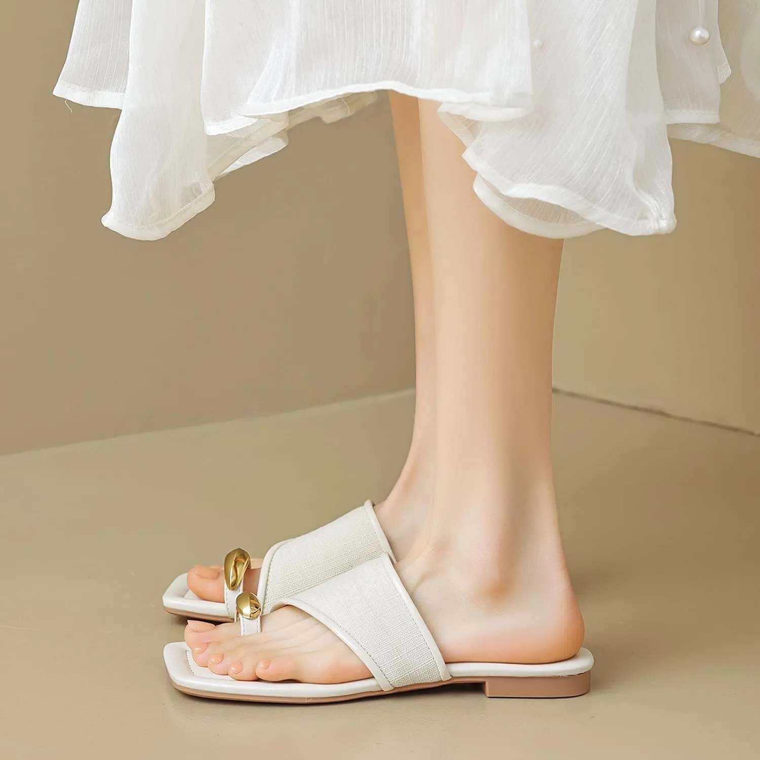 Lymphvity Women's Ring Toe Metal Flat Sandals Summer Slip-on Square Open Toe Non-Slip Beach Flats Slippers