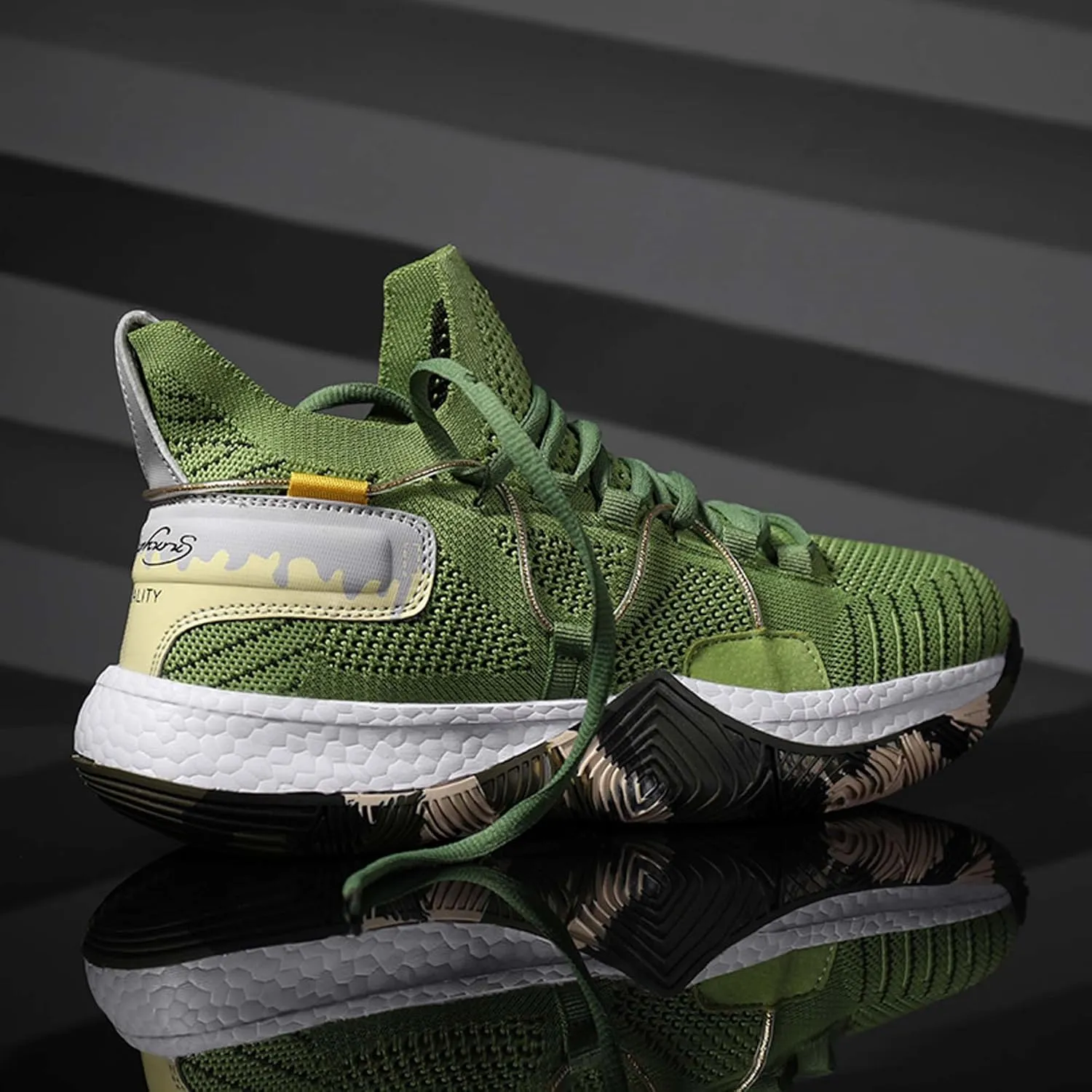 Mens and Womens Mesh Fabric Breathable Basketball Sneakers Mid Top Lace Up Casual Sneakers Non Slip and Breathable Fitness Training Shoes Lightweight Outdoor Hiking Shoes Baseball Sneakers