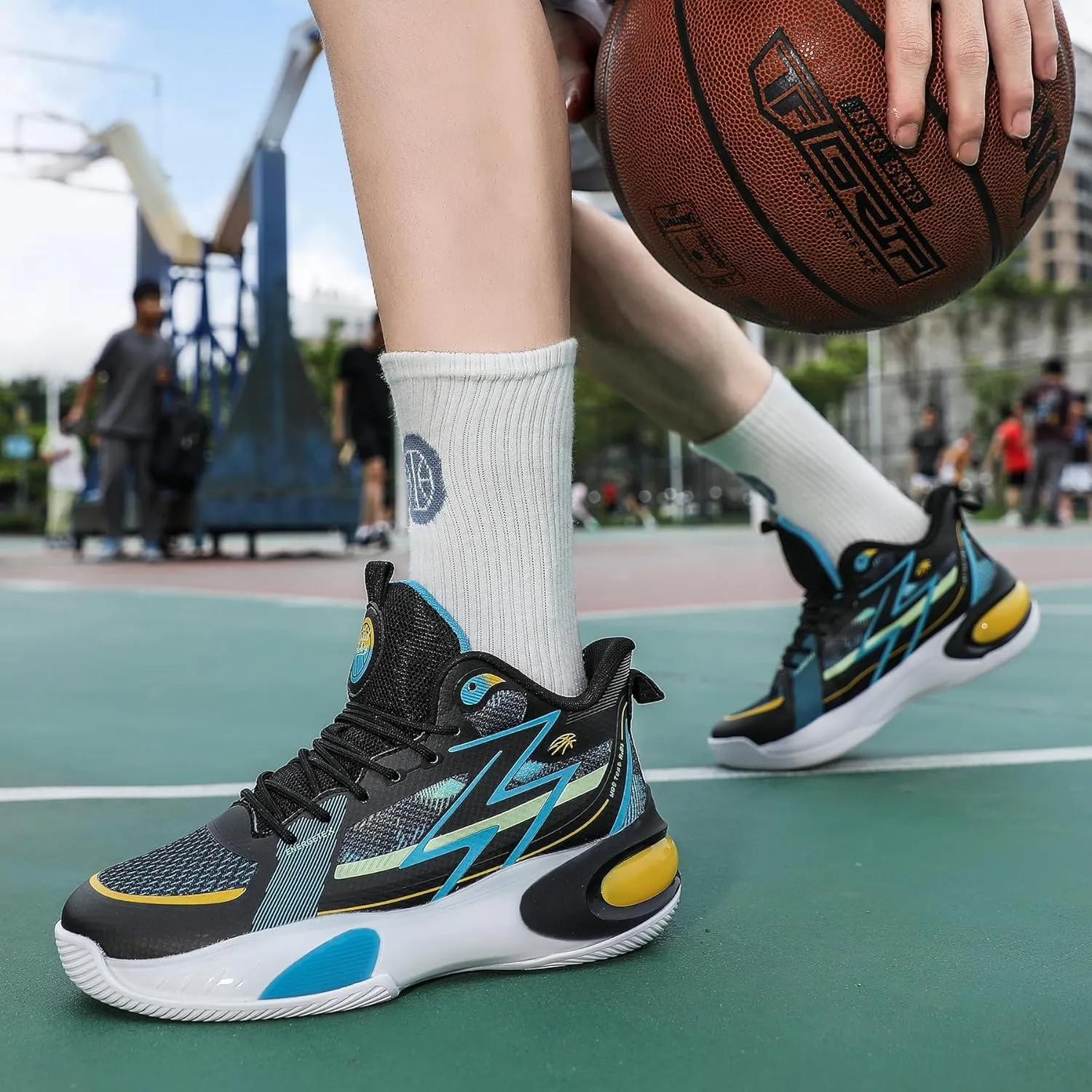 Mens Basketball Shoes Fashion Breathable Sneakers Athletic Lightweight Non Slip Volleyball Outdoor Shoe