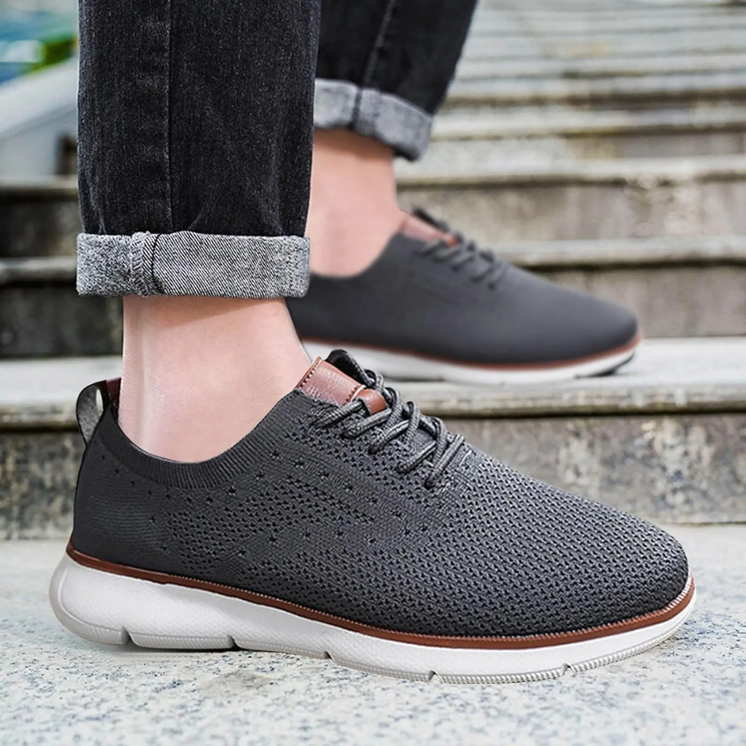 Men's Breathable Mesh Running Shoes Casual Sneaker Mesh Breathable Walking Shoe Men's Comfortable Barefoot Shoes