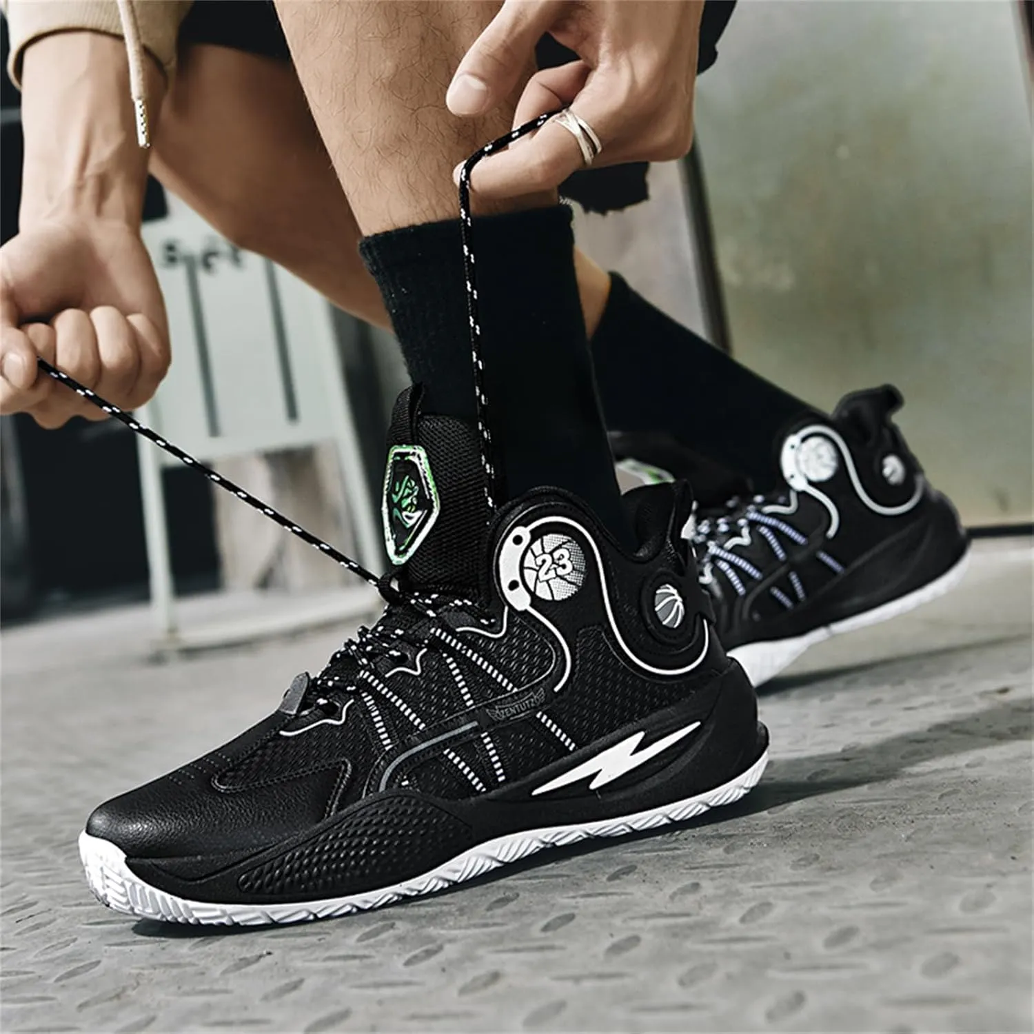 Mens High Top Basketball Shoes Streetball Breathable Non Slip Outdoor Sneakers Cushioning Workout Running Shoes for Fitness Tennis Shoes