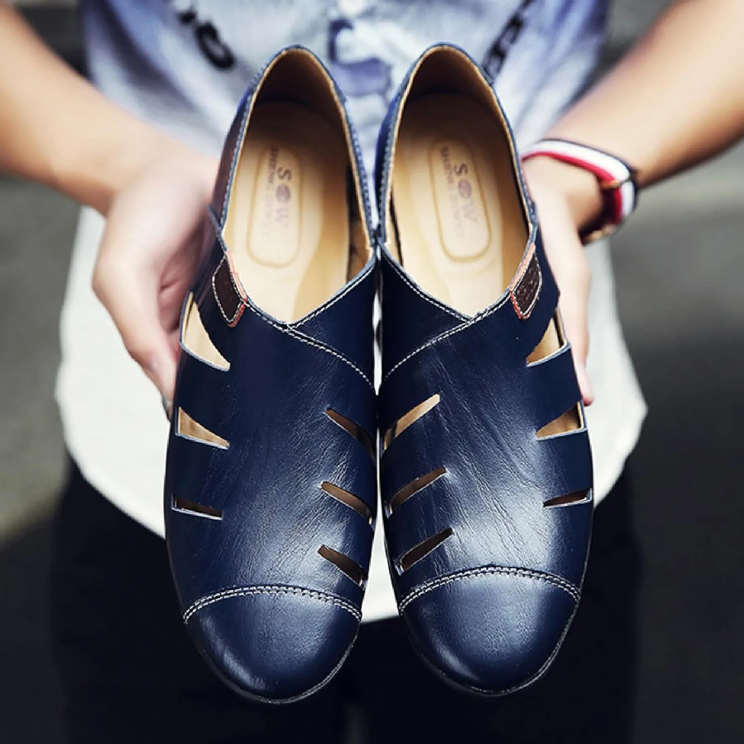 Men's Leather Hollow Out Sandals Comfortable Breathable Closed Toe Slip On Flat Loafers Business Work Casual Walking Shoes