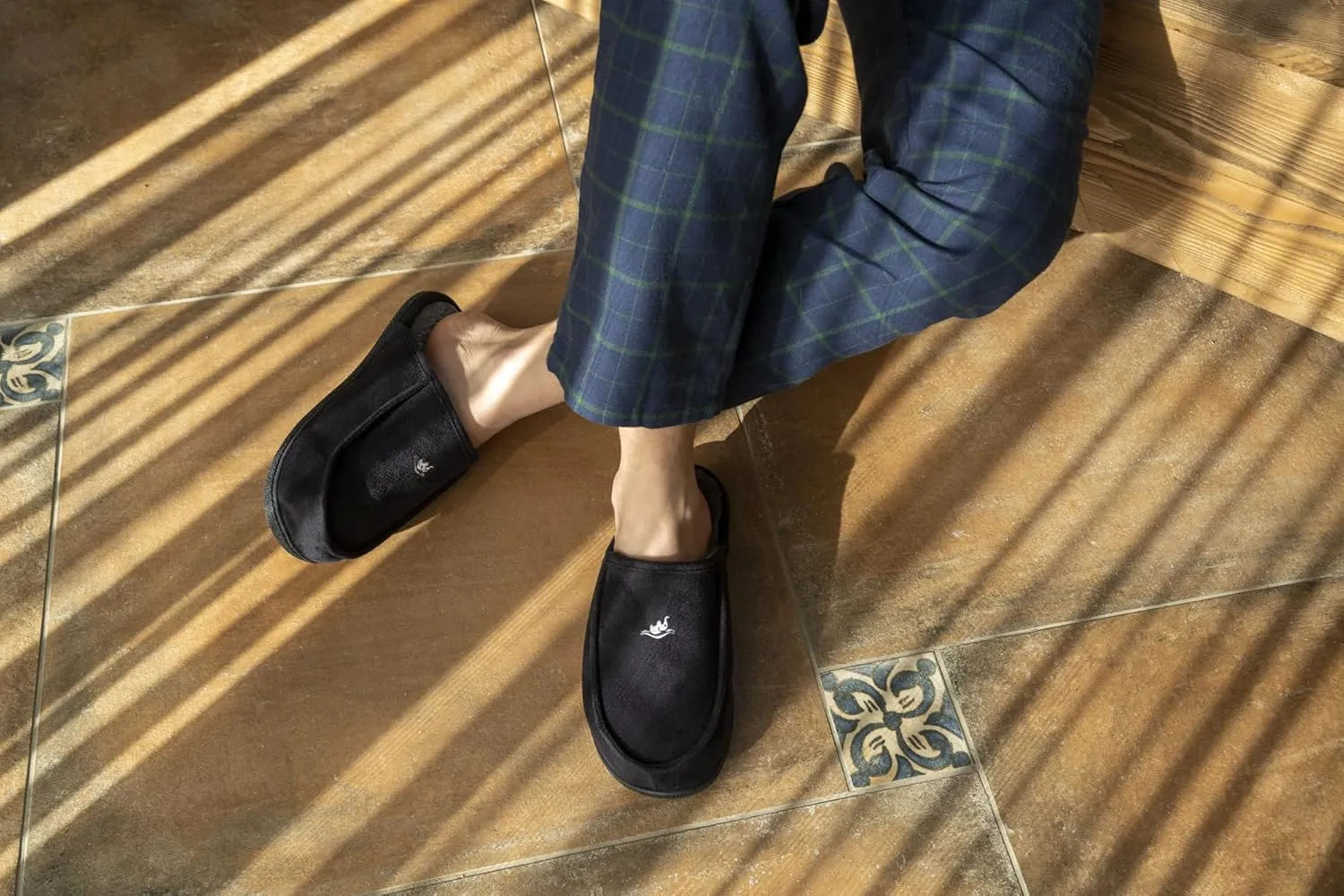 Men's Memory Foam House Slipper Suede Plush Lined Bedroom Shoes Indoor Outdoor Clog Slip on Orthotic House Shoes