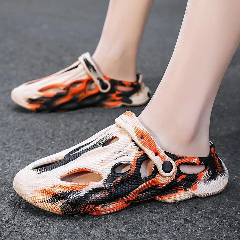 Men's sandals and slippers, fashionable hollow out beach shoes, lightweight and breathable non slip casual slippers