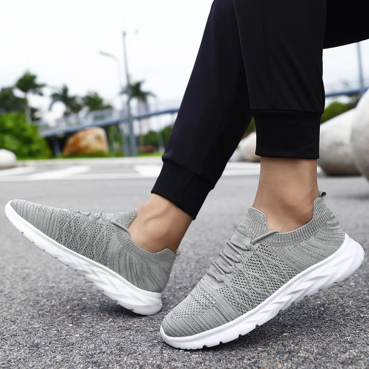 Mens Slip On Running Sneakers Walking Trainers Athletic Gym Fitness Sport Shoes Non Slip Breathable Mesh Workout Fashion Breathable Comfortable