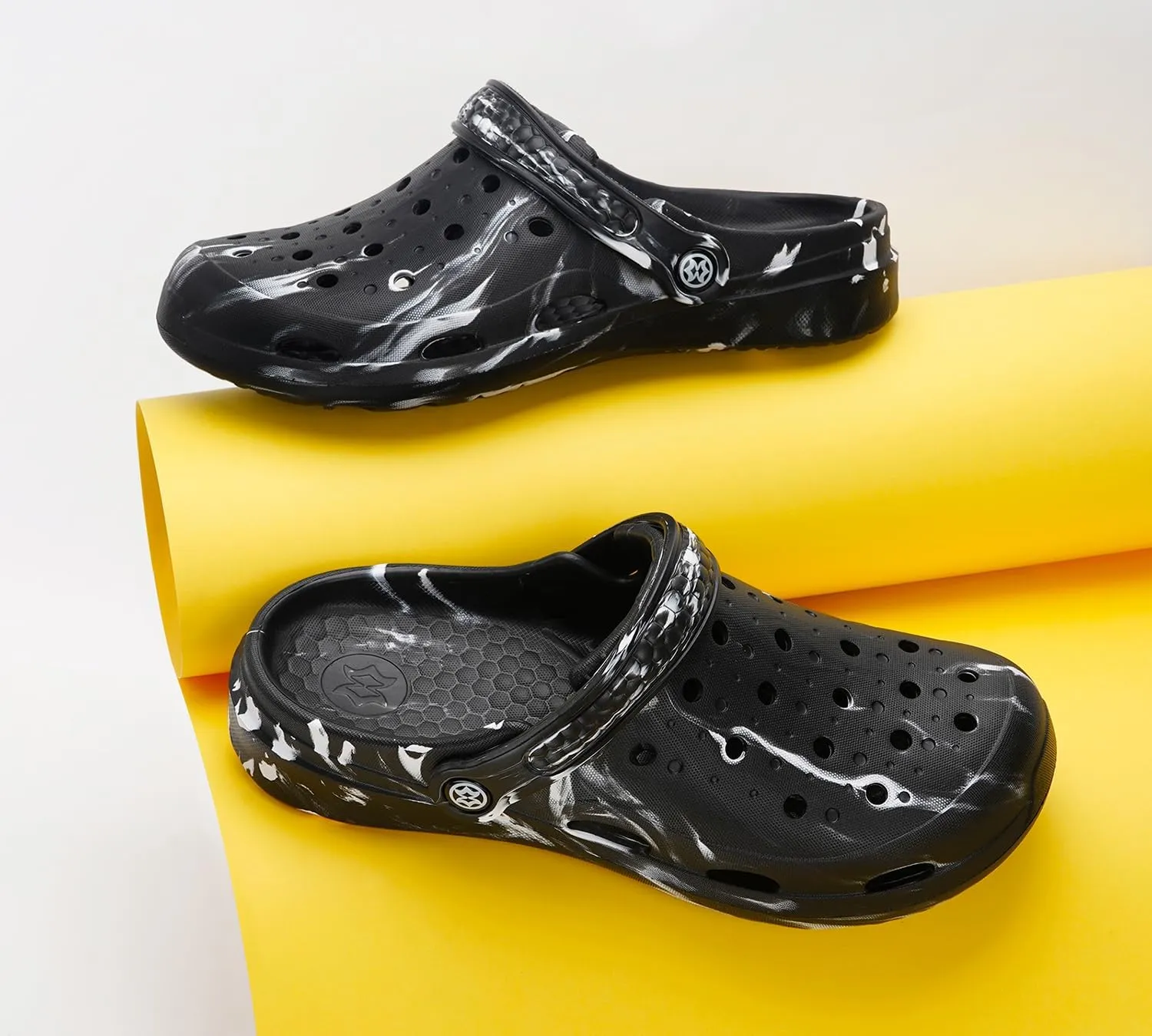 Mens Womens Garden Clogs Shoes with Arch Support Unisex Gardening Slip on Sandals Beach Slippers Tie-Dye Clog