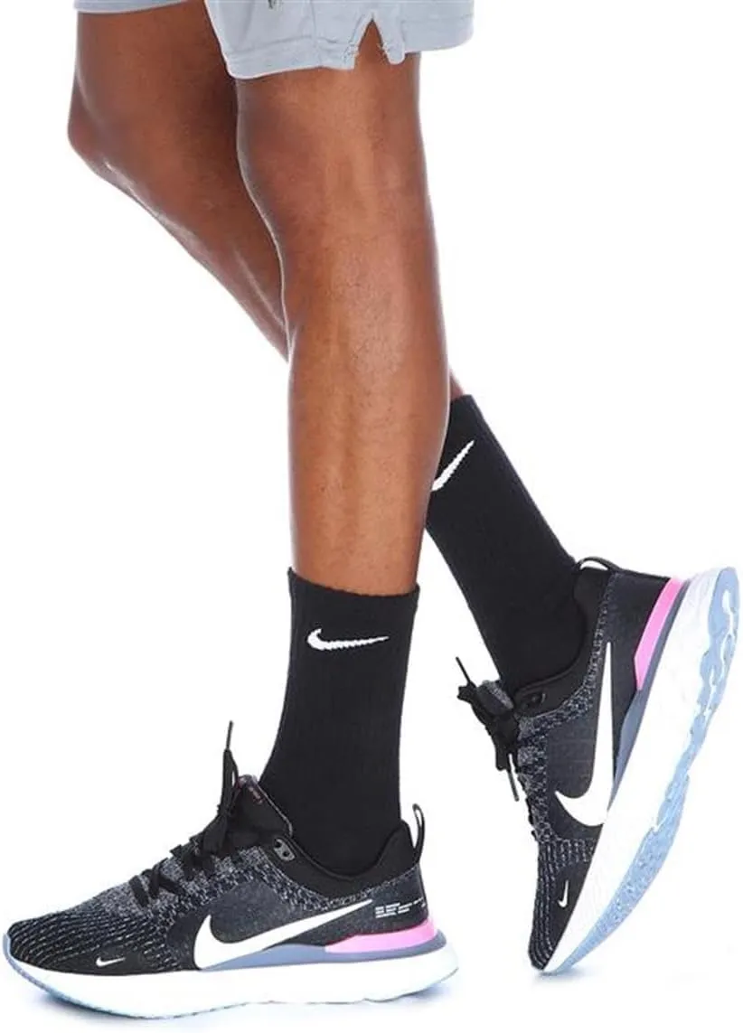 Nike Men's Sneaker