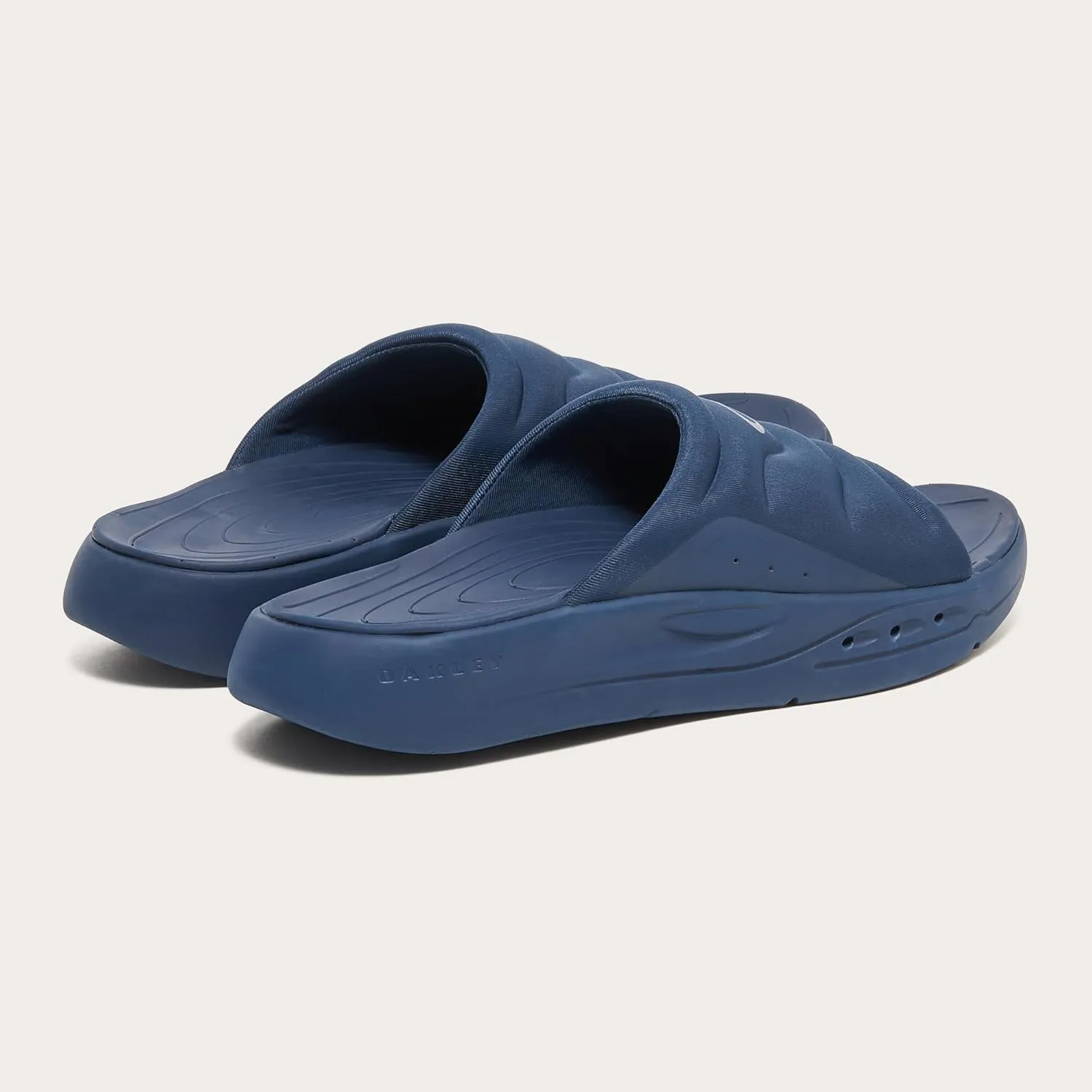 Oakley Men's Studio Slide Slipper