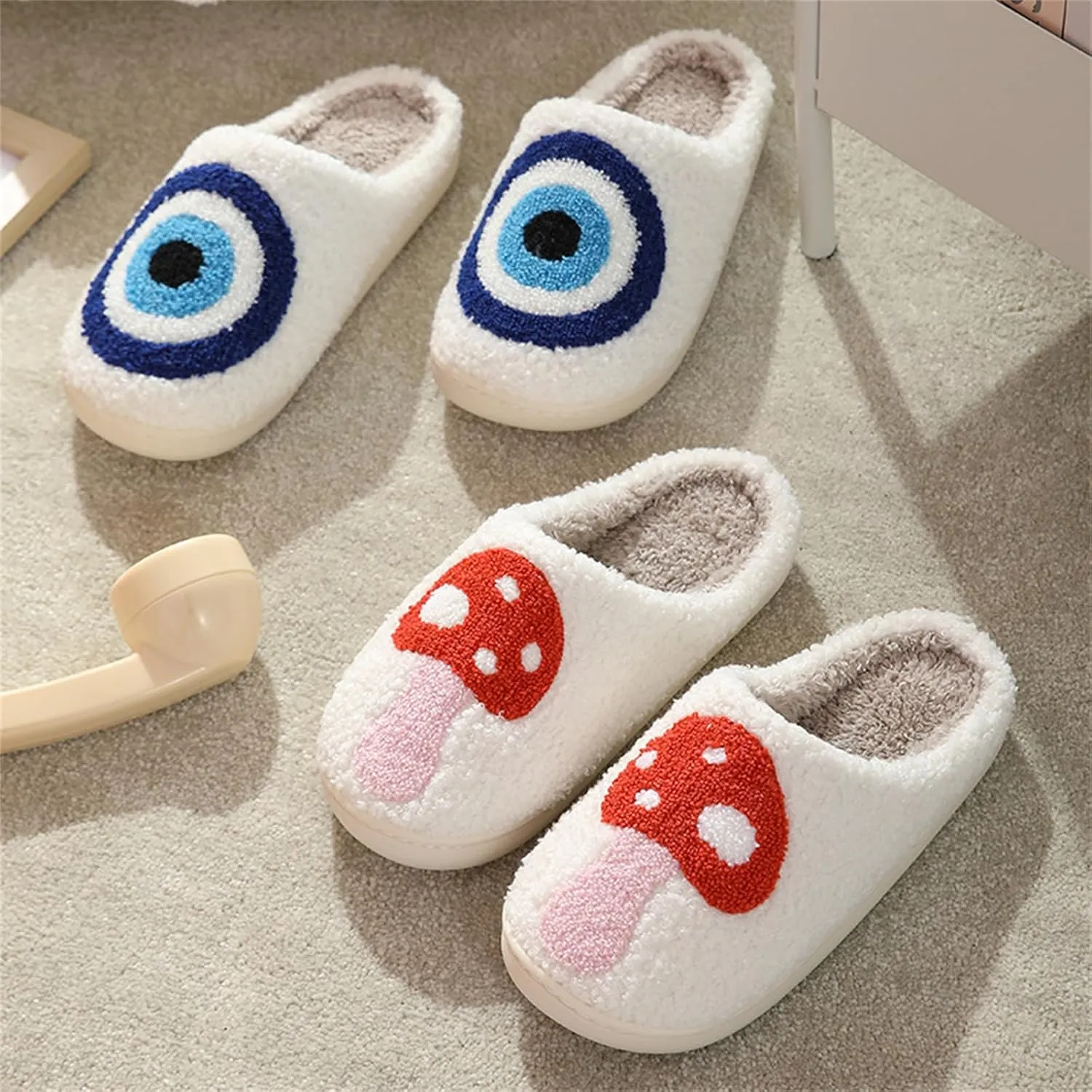 Obosoyo Slippers Women Strawberry Men House Fuzzy Plush Shoes Funky Cute Design Fun Slipper Unisex Comfy Bedroom Soft Warm Slipper Indoor Non-slip Slip-On