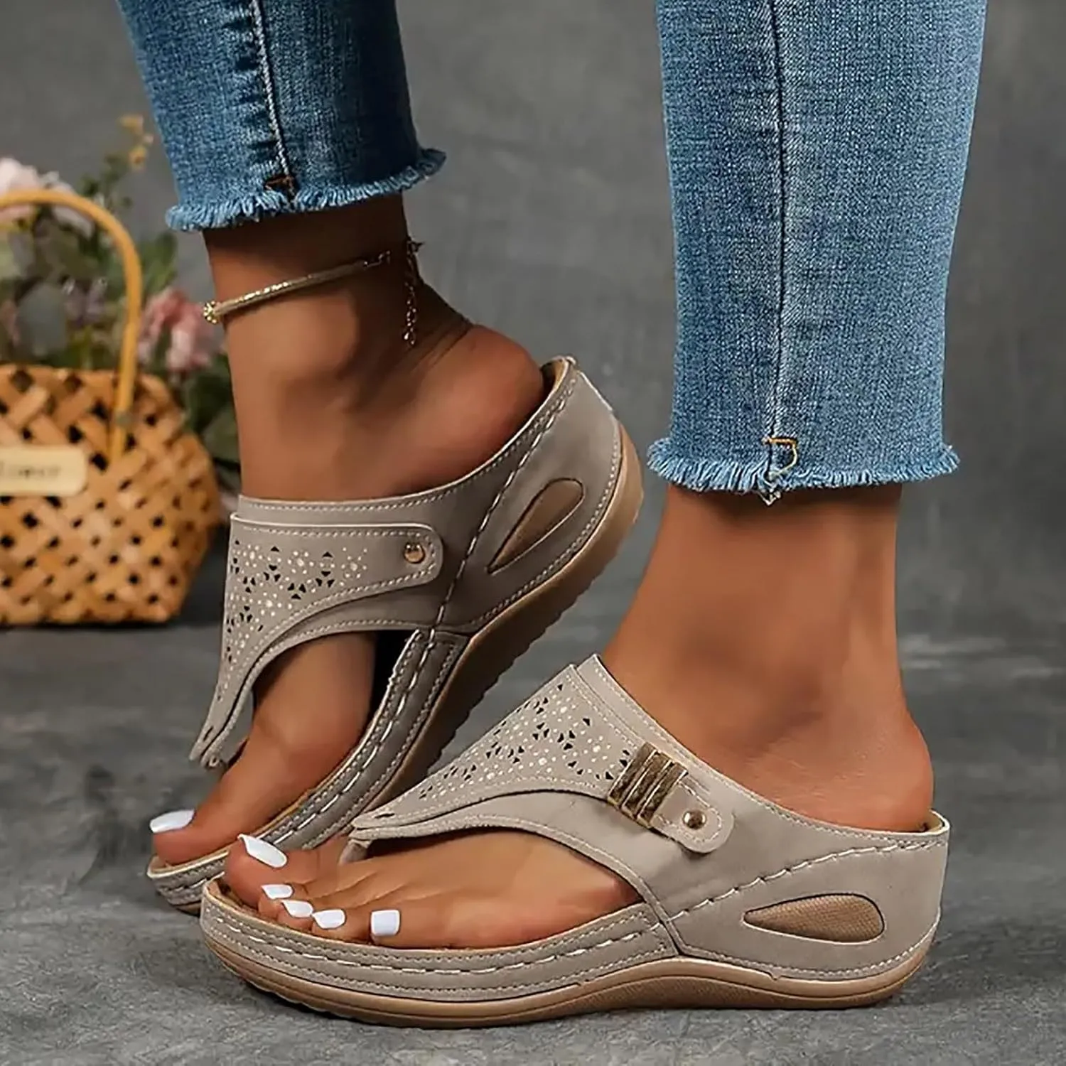 Orthopedic Sandals for Women, Women Summer Comfortable Sandals Arch Support Wedge Sandals 2025 Flip Flops Sandals