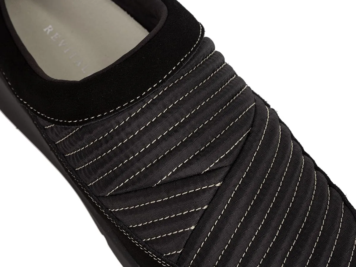 REVITALIGN Women's Basin Quilted Mule