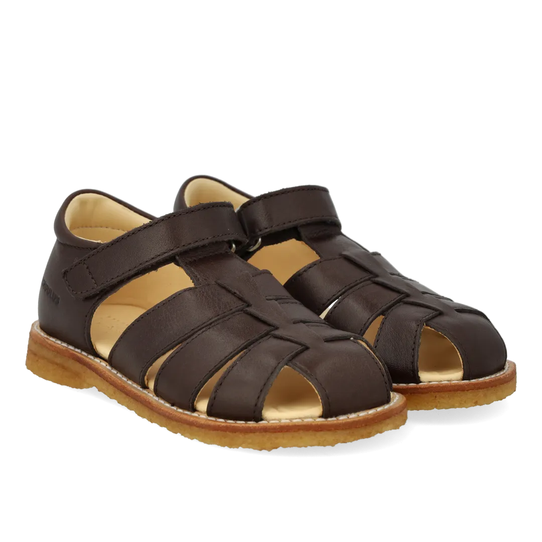 Sandal with adjustable velcro closure
