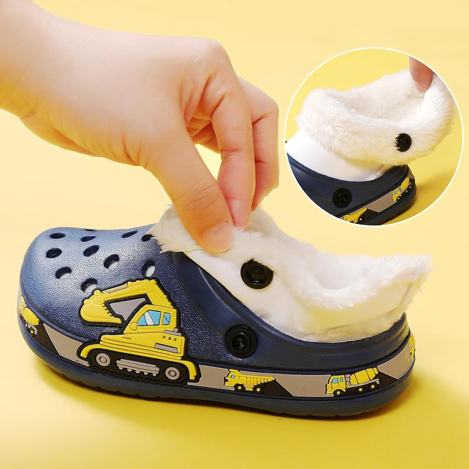 SECHRITE Kids Fur Lined Clogs Garden Shoes for Boys Girls Toddler Cartoon Sandals with Removable Fleece Lined Winter Warm Indoor Outdoor Home Slippers Non-Slip Sole