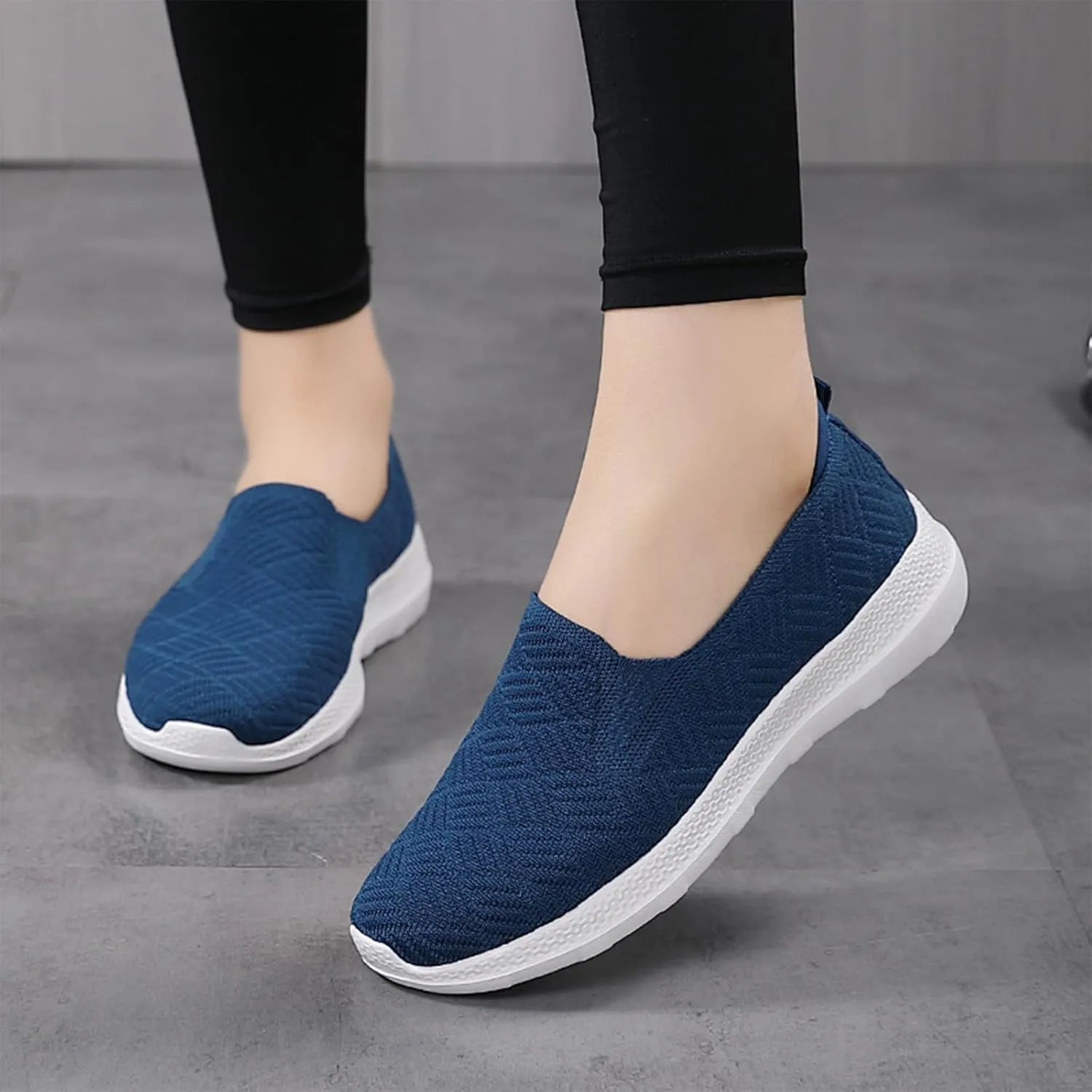 Semshedy Women's Nusing Flats Slip On Platform Walking Shoes Lightweight No Lace Sneakers