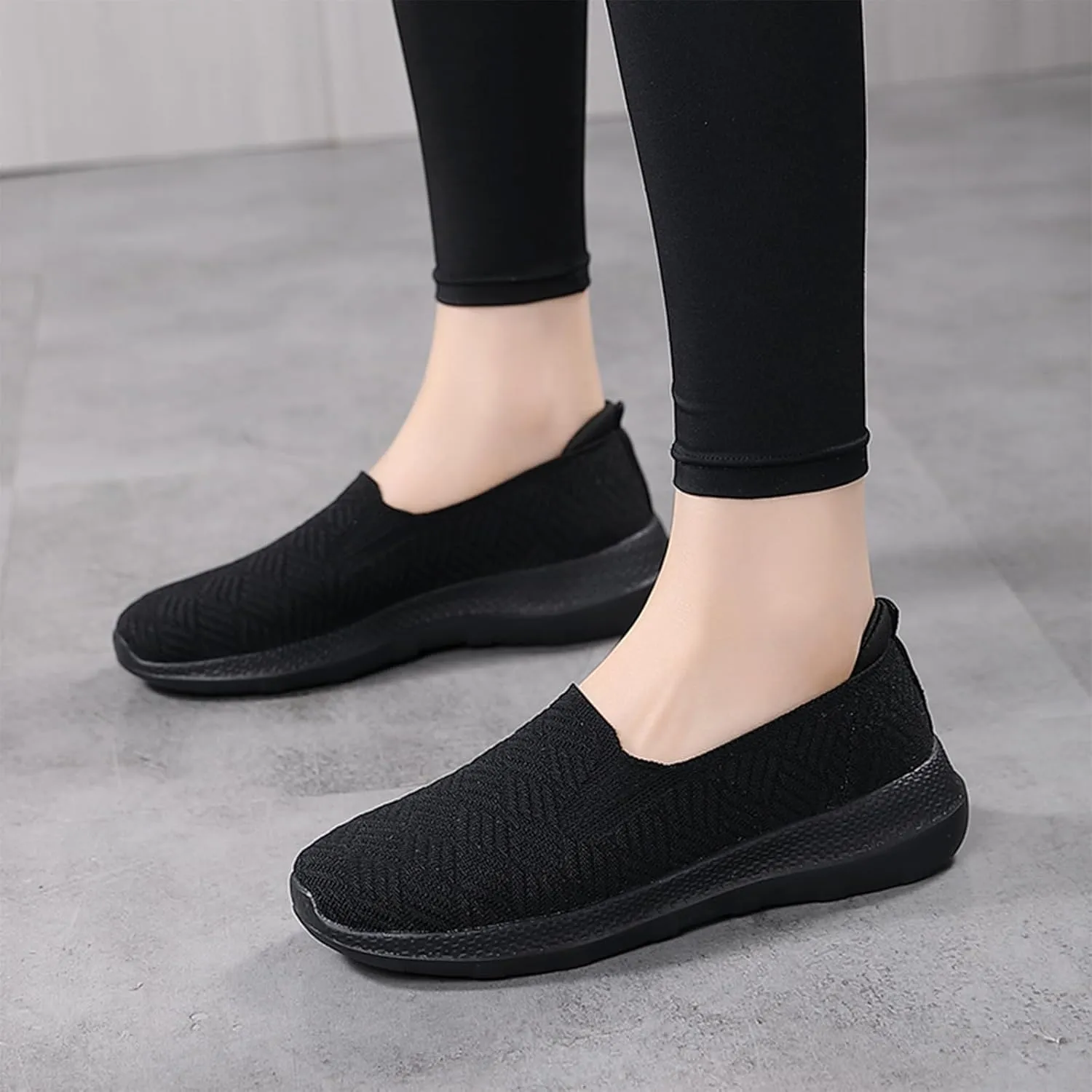 Semshedy Women's Nusing Flats Slip On Platform Walking Shoes Lightweight No Lace Sneakers