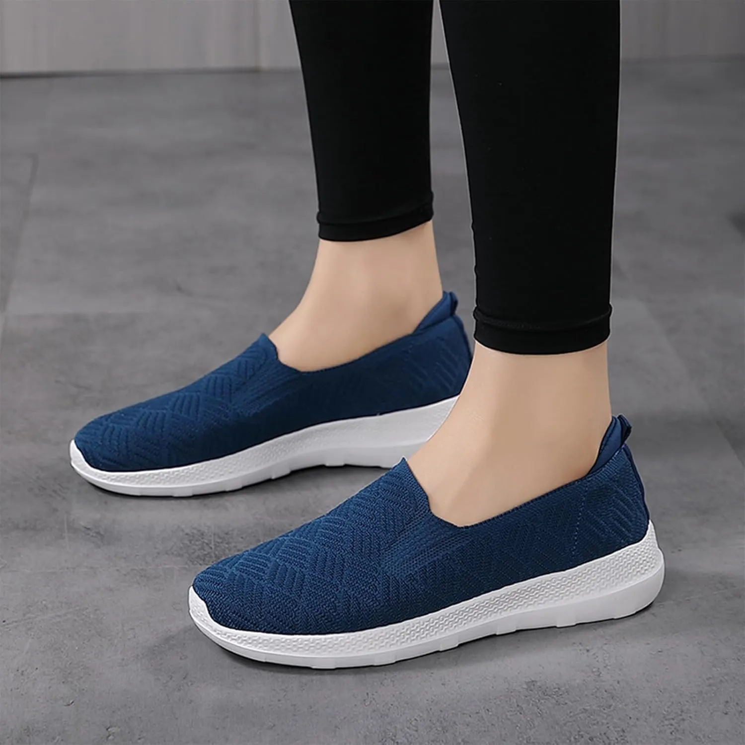 Semshedy Women's Nusing Flats Slip On Platform Walking Shoes Lightweight No Lace Sneakers