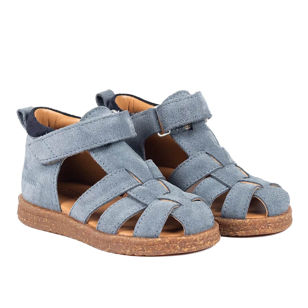 Starter sandal with velcro closure