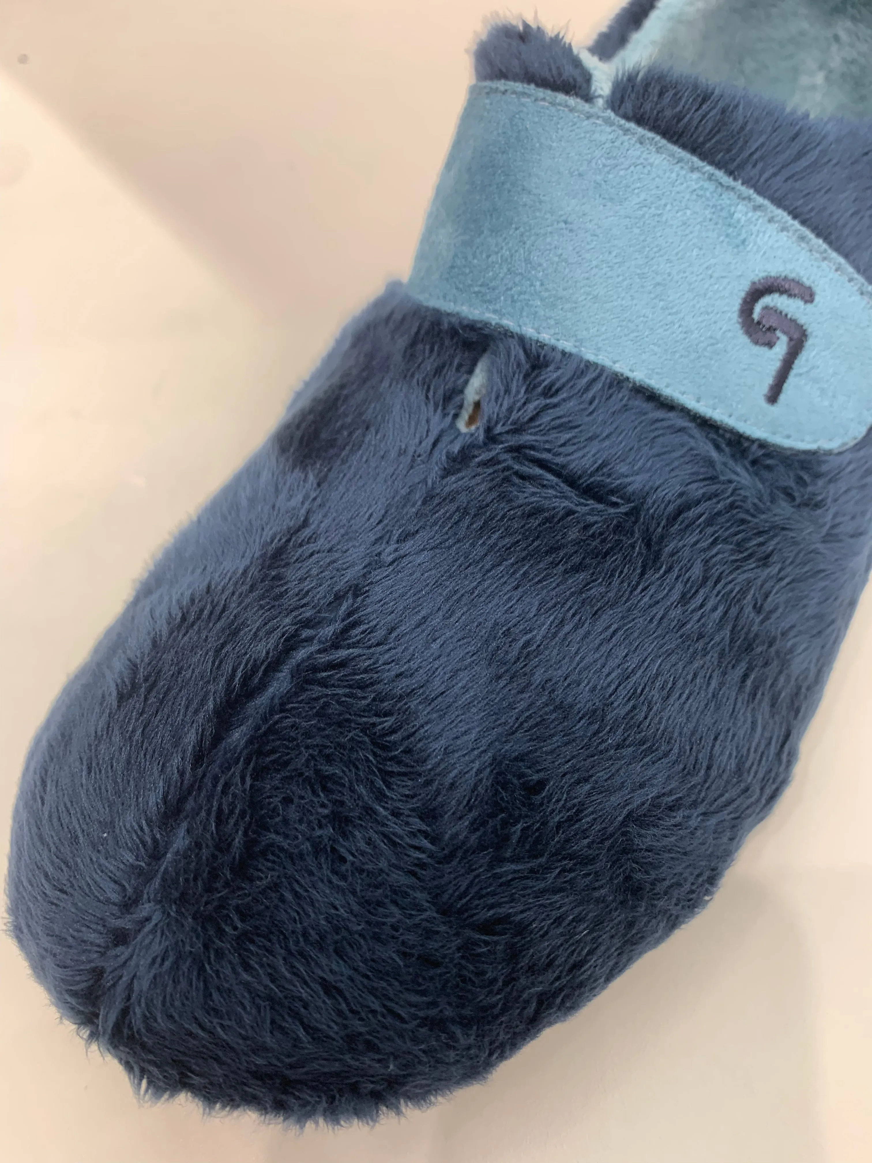 VELVET VIRTUOSO NAVY
